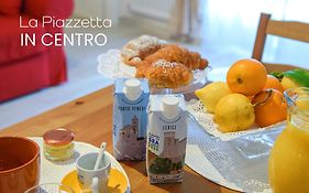 La Piazzetta In Centro